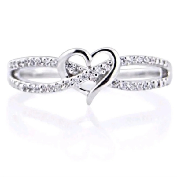 Women's Heart Shaped Infinity Fashion Ring 9 - Picture 3 of 3